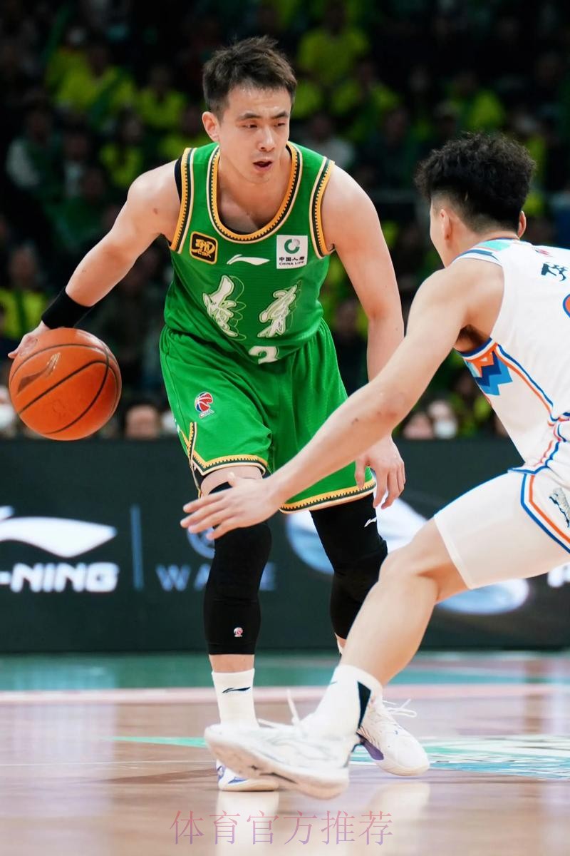 赵继伟赛季首秀惊艳 辽宁胜新疆终结连败 赵继伟赛季首秀惊艳 辽宁胜新疆终结连败