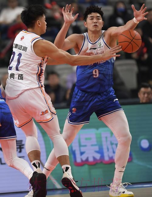 常规赛1月18日:上海久事VS新疆伊力特 集锦 常规赛1月18日:上海久事VS新疆伊力特 集锦